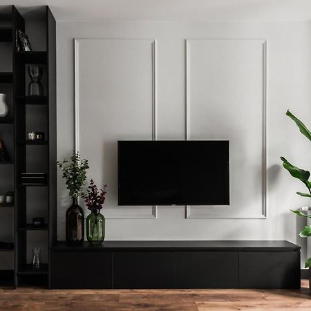 Stylowy Apartament W Centrum Poznania Luaran gambar