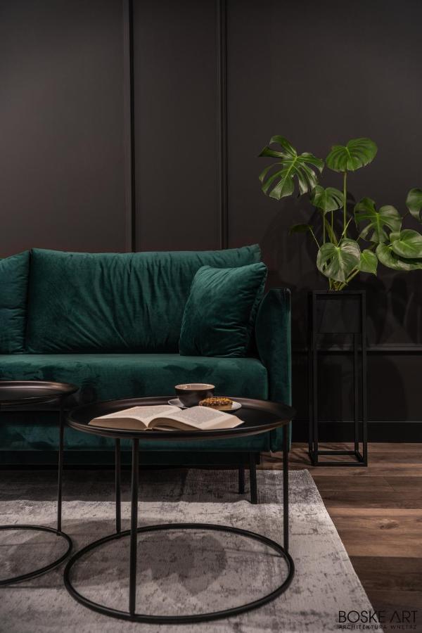 Stylowy Apartament W Centrum Poznania Luaran gambar