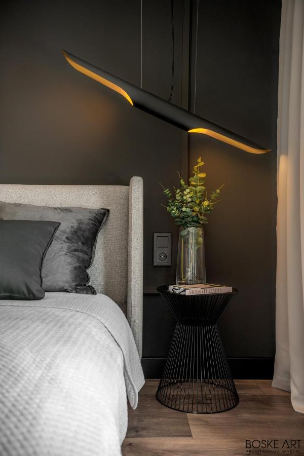 Stylowy Apartament W Centrum Poznania Luaran gambar