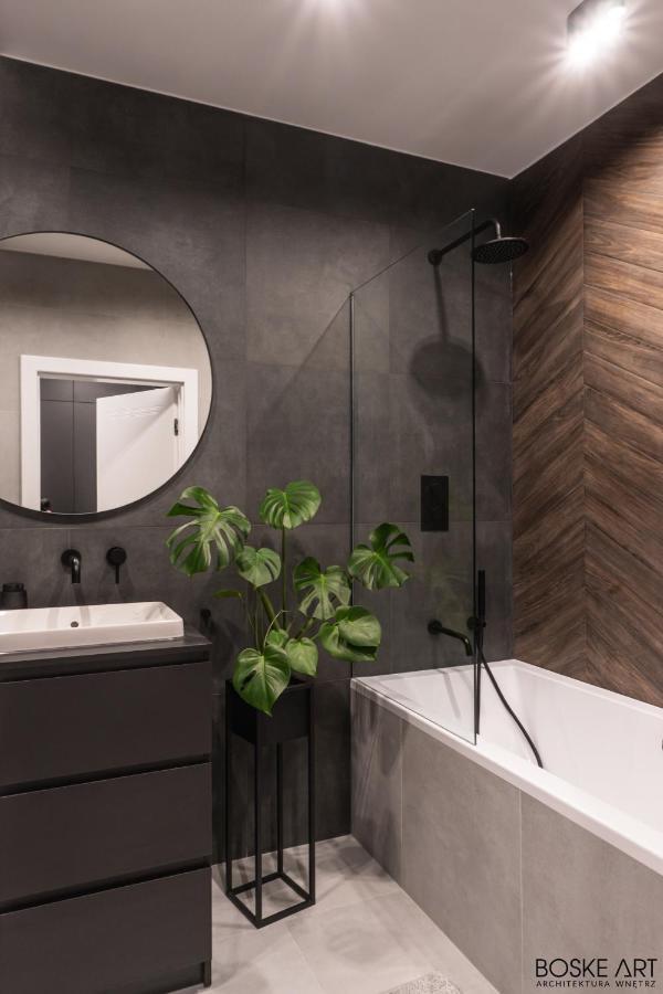 Stylowy Apartament W Centrum Poznania Luaran gambar