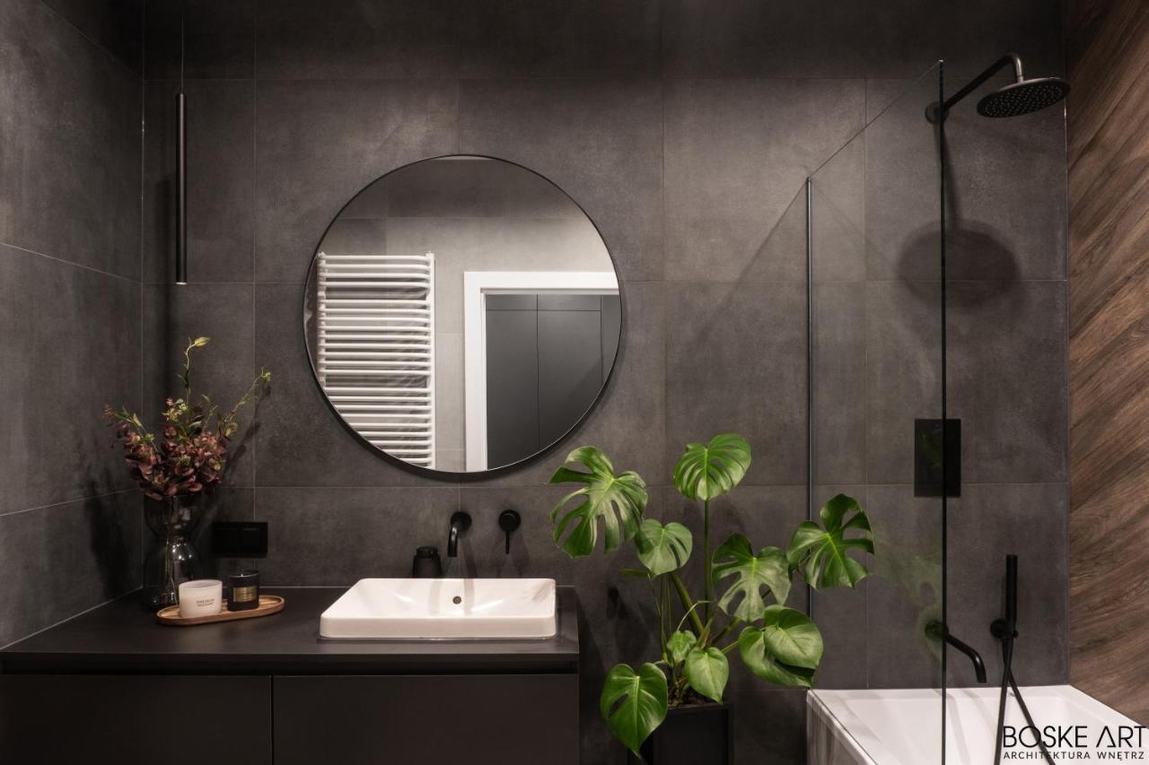 Stylowy Apartament W Centrum Poznania Luaran gambar